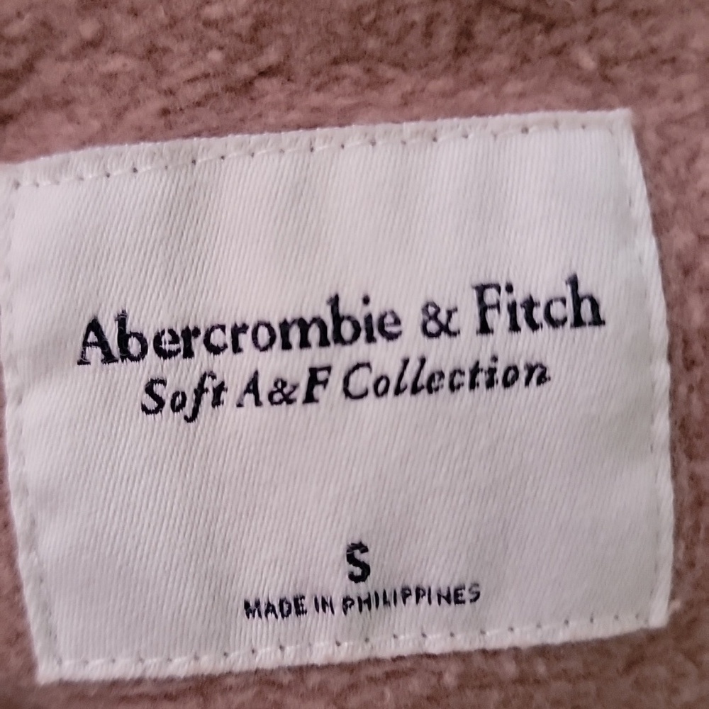Abercrombie Animal Print Crew Neck Sweater Size S - Picture 4 of 8